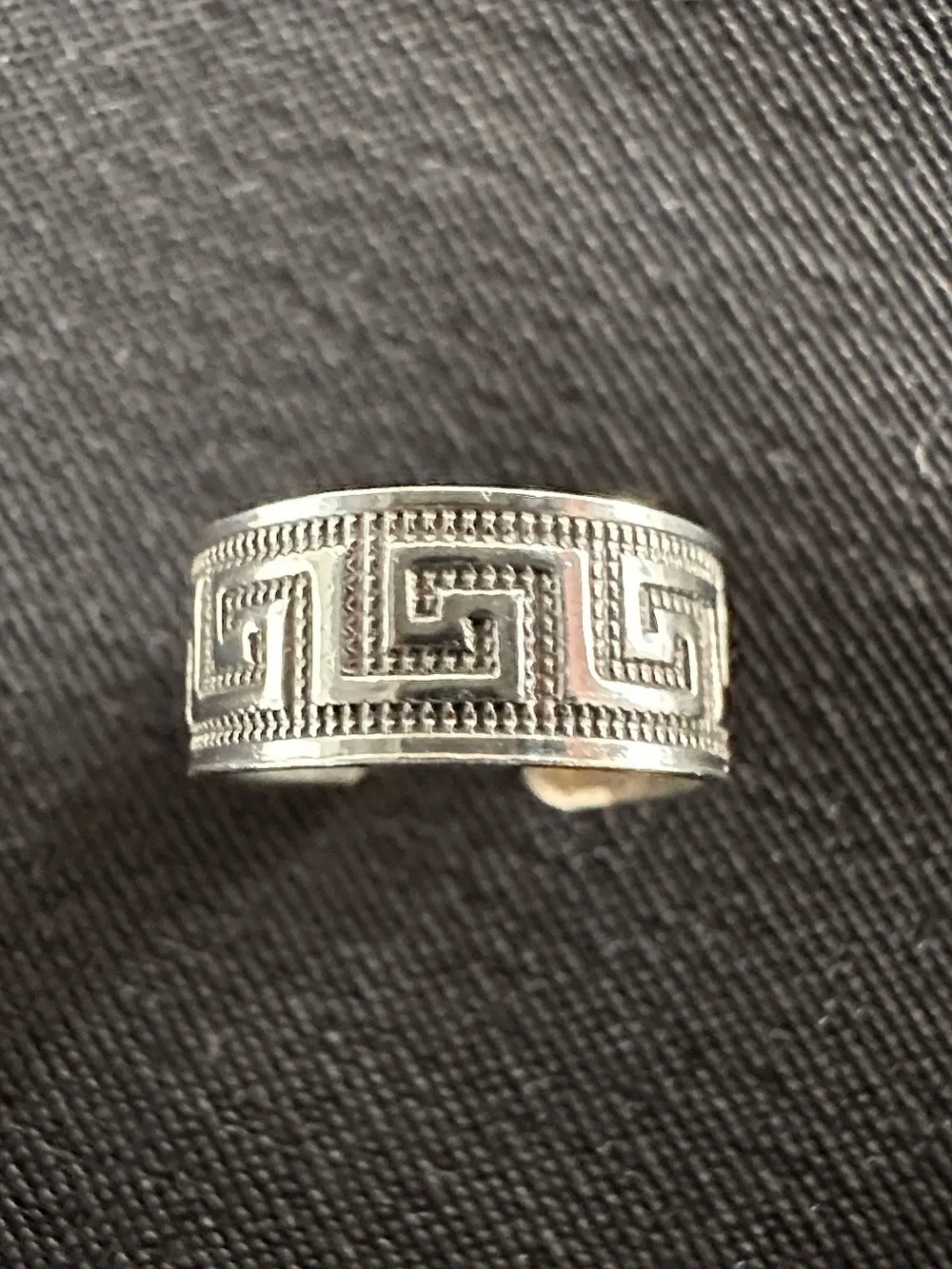 Sterling EUC ear cuff. Geometric design in stamped 925 silver